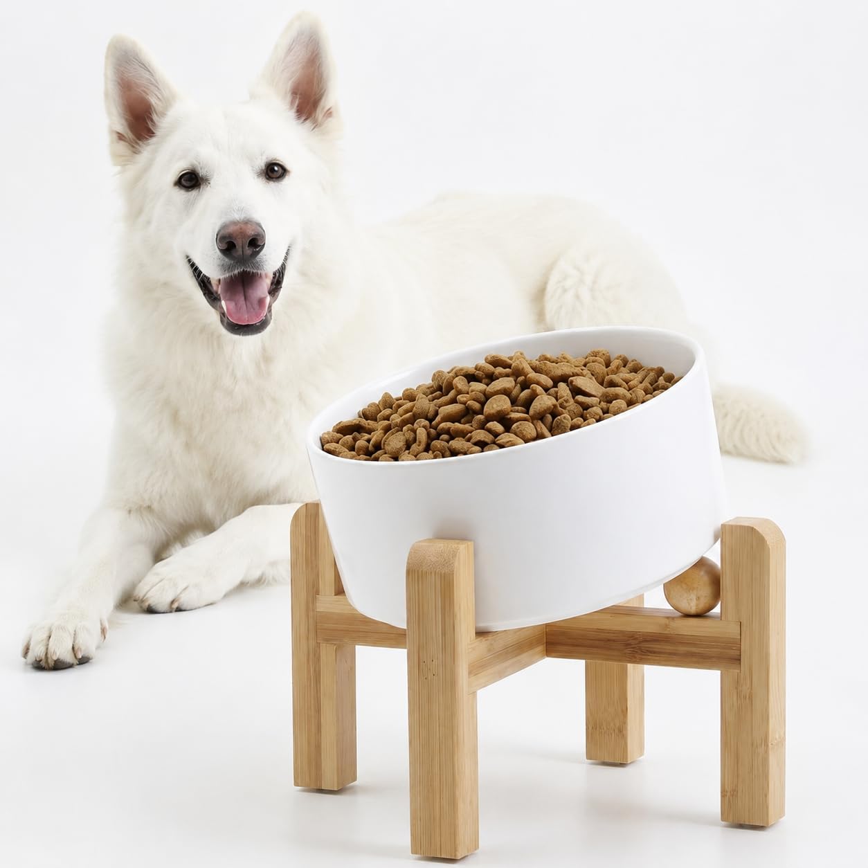 Slanted Ceramic Bowl with Stand, 28 oz